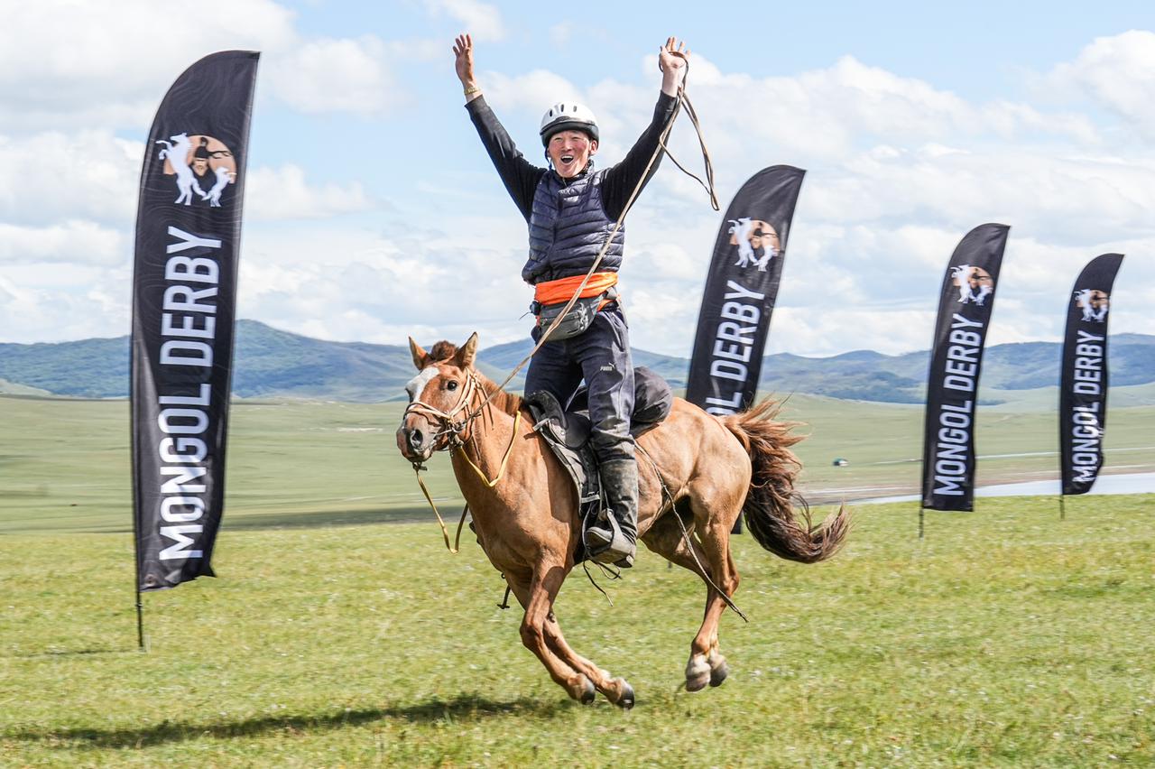 The Mongol Derby The Equestrianists